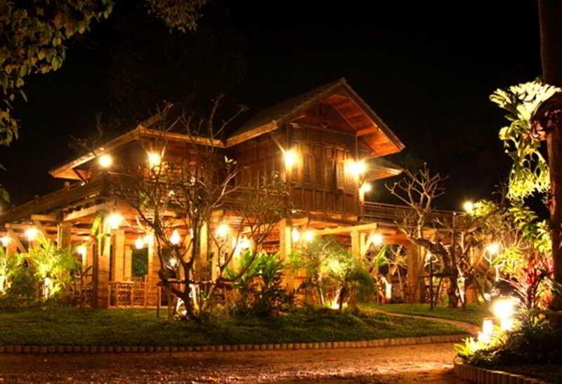 Sai Ngam Beach Resort Pathio Екстер'єр фото