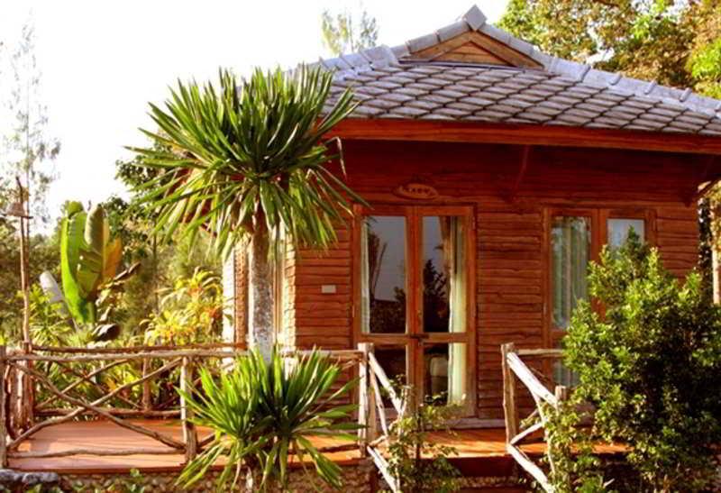 Sai Ngam Beach Resort Pathio Екстер'єр фото