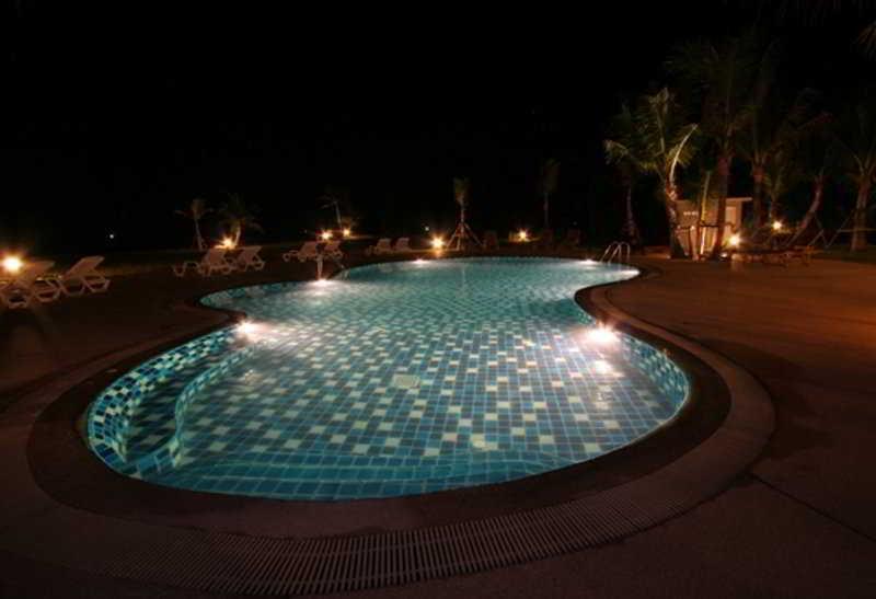 Sai Ngam Beach Resort Pathio Екстер'єр фото